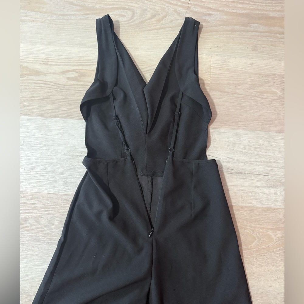 Backless Black Wide Leg Jumpsuit Size 0 Petite - Picture 3 of 7